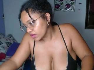 corinastonee