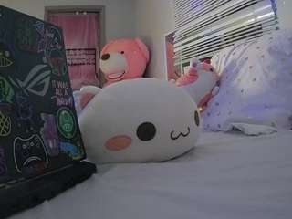 voyeurcam-sexy-little-ana-02