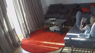 voyeurcam-julmodels-living-1