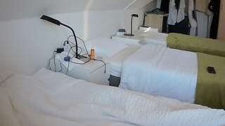 voyeurcam-julmodels-bed-4