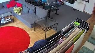 voyeurcam-julmodels-living-2