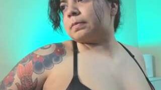 kimmiakiss