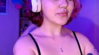 violet-smilee