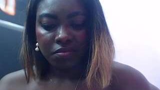 annie-ebony