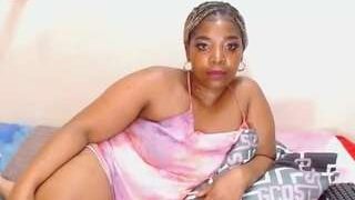 curvycutiexx94