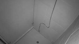 voyeurcam-jb-shower-1