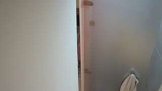voyeurcam-casa-salsa-shower-1