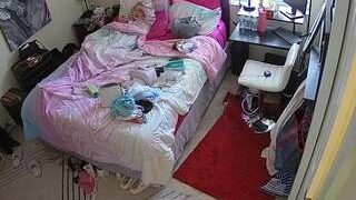 voyeurcam-hornyhostel-01