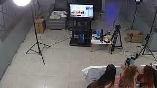 voyeurcam-jb-office-2