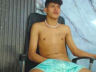 sexystrongerhott