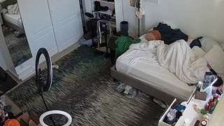 voyeurcam-hornyhostel-02