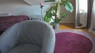 voyeurcam-julmodels-whitebed-6