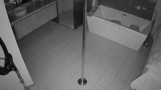 voyeurcam-casa-salsa-bathroom-3