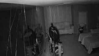 voyeurcam-casa-salsa-bedroom-14