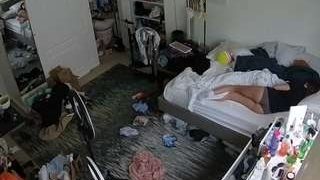 voyeurcam-hornyhostel-02