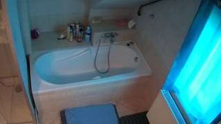 voyeurcam-julmodels-bath-2nd-1