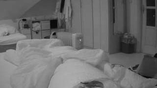 voyeurcam-julmodels-bed-1