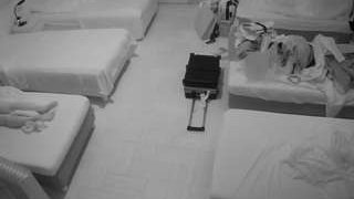 voyeurcam-julmodels-bed-6