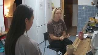 voyeurcam-julmodels-kitchen