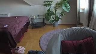 voyeurcam-julmodels-whitebed-6