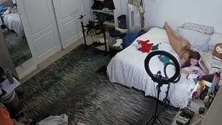 voyeurcam-hornyhostel-02