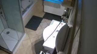 voyeurcam-julmodels-bath-2nd-2