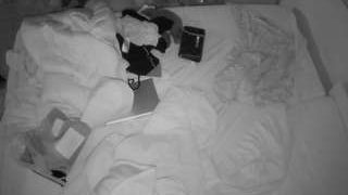 voyeurcam-julmodels-whitebed-3