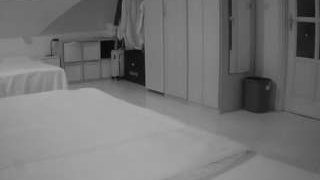 voyeurcam-julmodels-bed-1