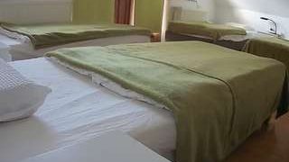 voyeurcam-julmodels-bed-2