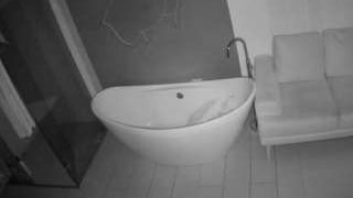 voyeurcam-casa-salsa-bathroom-5