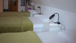 voyeurcam-julmodels-bed-3