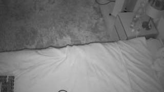voyeurcam-julmodels-whitebed-5