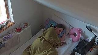 voyeurcam-julmodels-bed-7