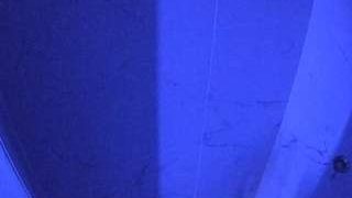 voyeurcam-casa-salsa-bathroom-8