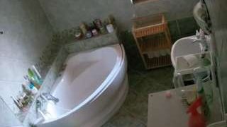 voyeurcam-julmodels-bath-1st-2