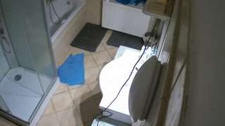 voyeurcam-julmodels-bath-2nd-2