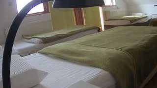 voyeurcam-julmodels-bed-2