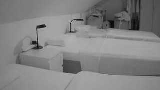 voyeurcam-julmodels-bed-4