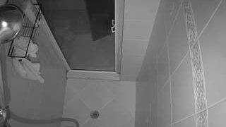 voyeurcam-baileybase-shower
