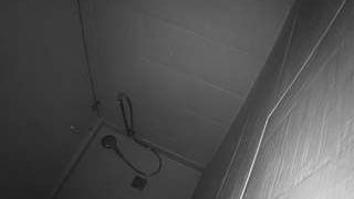 voyeurcam-jb-shower-1