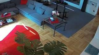 voyeurcam-julmodels-living-2