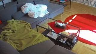 voyeurcam-julmodels-living-3