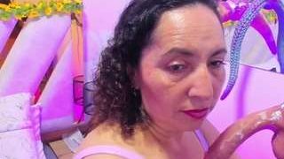 luna-naughty1