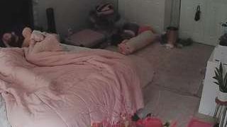 voyeurcam-house-charleys-room