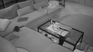 voyeurcam-julmodels-living-3