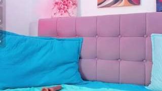 samanta-pink