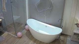 voyeurcam-casa-salsa-bathroom-5