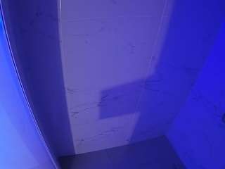 voyeurcam-casa-salsa-bathroom-8