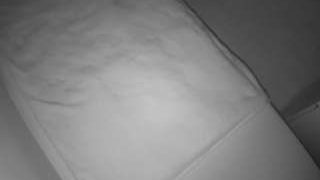 voyeurcam-julmodels-greybed-2