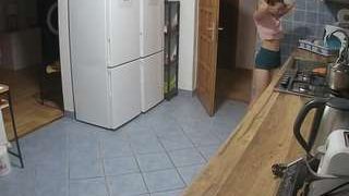 voyeurcam-julmodels-kitchen